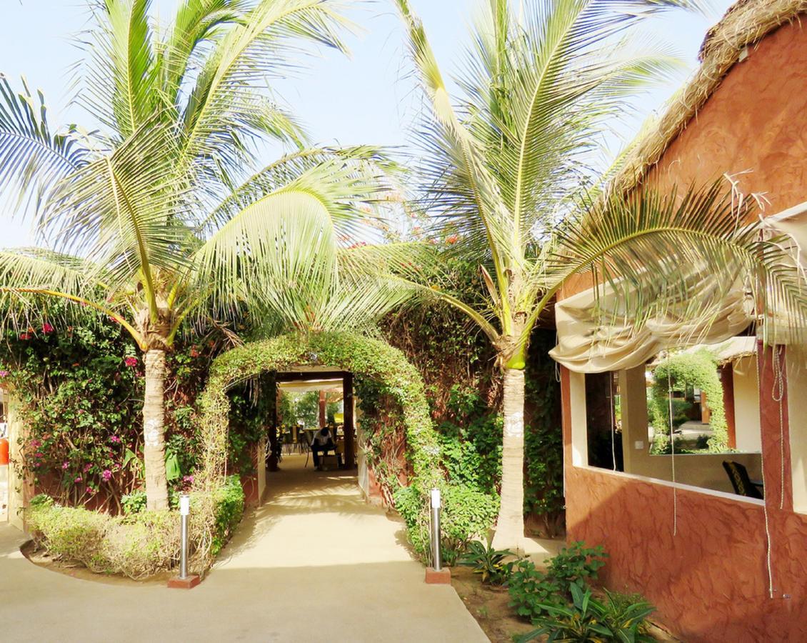 Hotel Le Lion Dort Somone Exterior foto