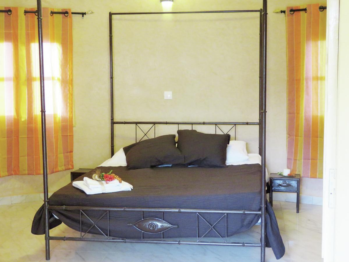 Hotel Le Lion Dort Somone Exterior foto